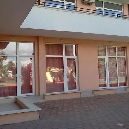 Bautik In Grand Kamelia Σάνι Μπιτς