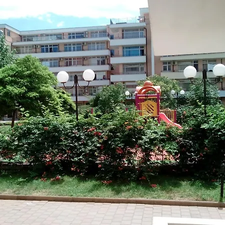 Bautik In Grand Kamelia